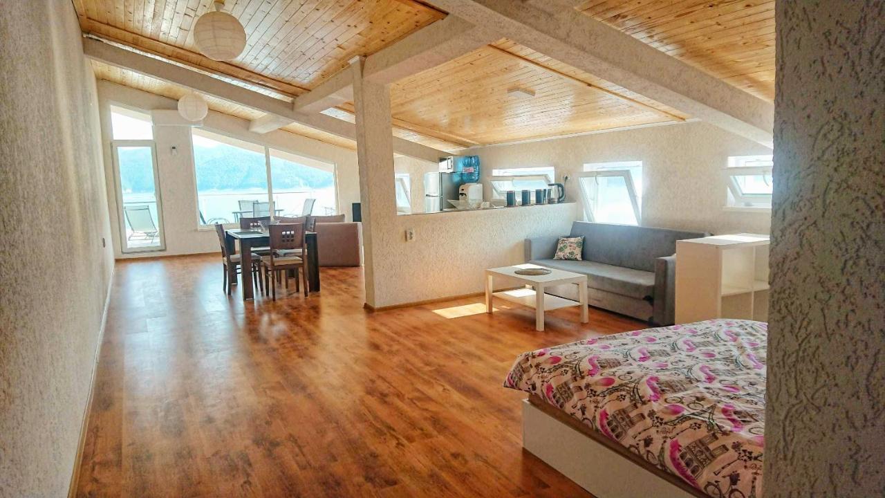 Lakeview-Estate Aparthotel Staro Myasto Ngoại thất bức ảnh